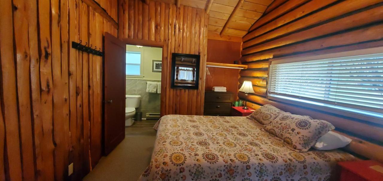 Yellowstone Hot Springs Resort Gardiner Εξωτερικό φωτογραφία