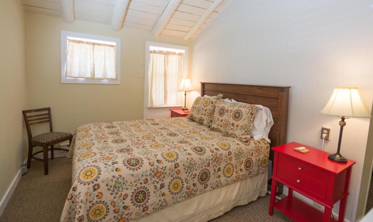 Yellowstone Hot Springs Resort Gardiner Εξωτερικό φωτογραφία